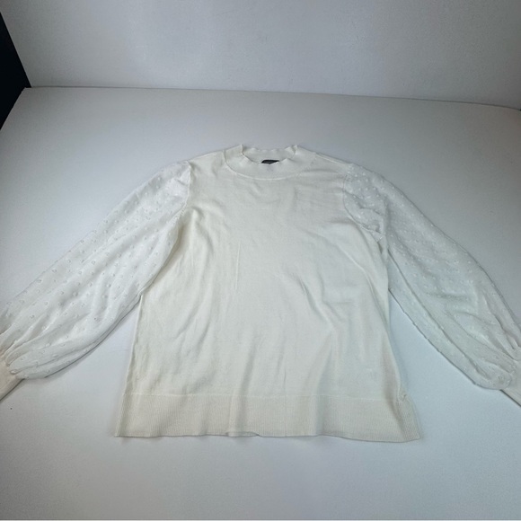 Vince Camuto Women's Clip Dot Sleeve Pullover Fashion Sweater - Picture 8 of 16